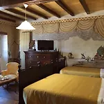 A 5 Min Dalla Rocchetta Mattei - Antico Mulino Bed and breakfast