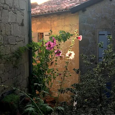 Antico Mulino Bed & Breakfast *