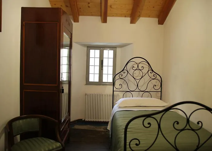 A 5 Min Dalla Rocchetta Mattei - Antico Mulino Bed and breakfast
